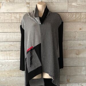 Stylish contrasting black and white Hi low Cowl neck tunic
